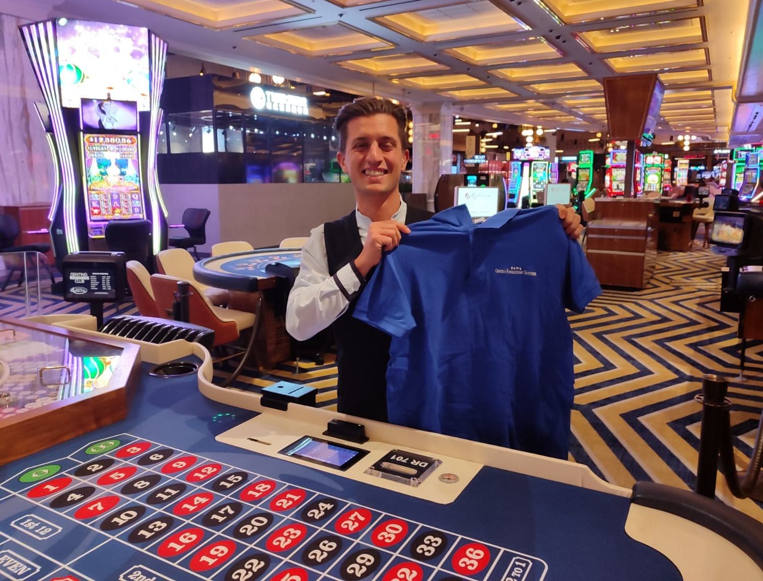 croupier_dealer_las_vegas_pro_staff