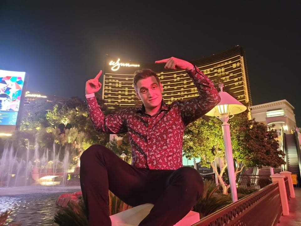 lorenzo_croupier_lasvegas_pro_casino_staff
